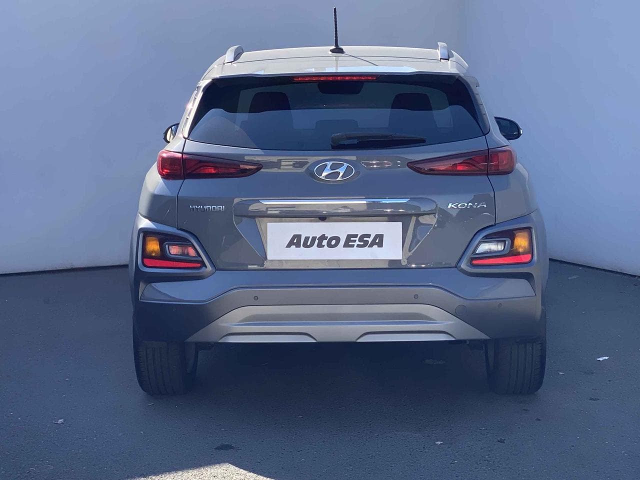 2020 Hyundai KONA - 5