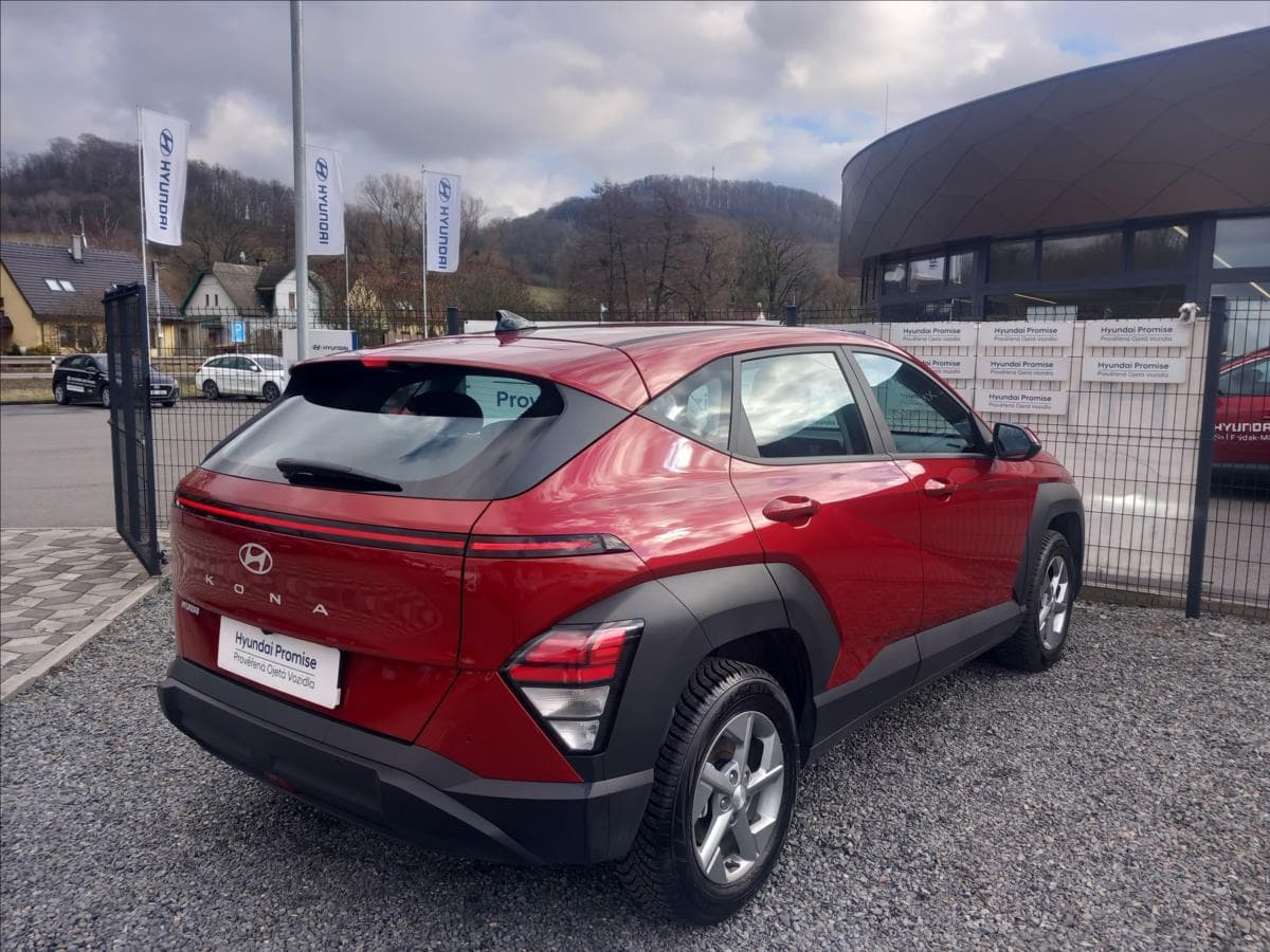 2024 Hyundai KONA - 8