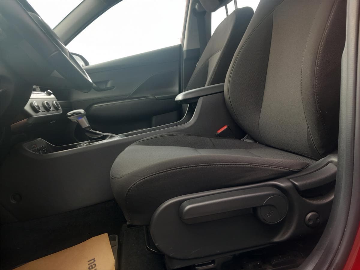 2024 Hyundai KONA - 16