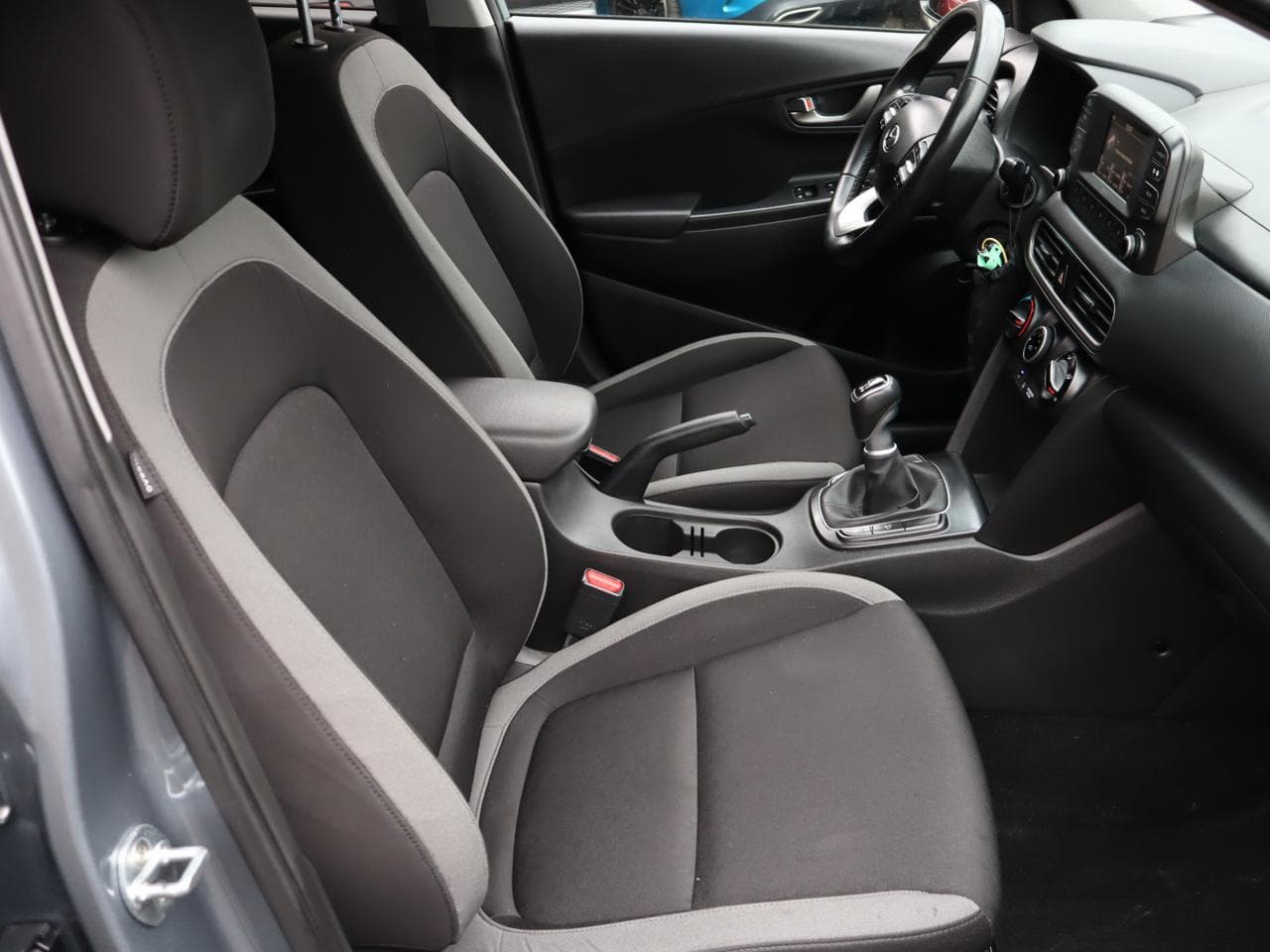 2020 Hyundai KONA - 10