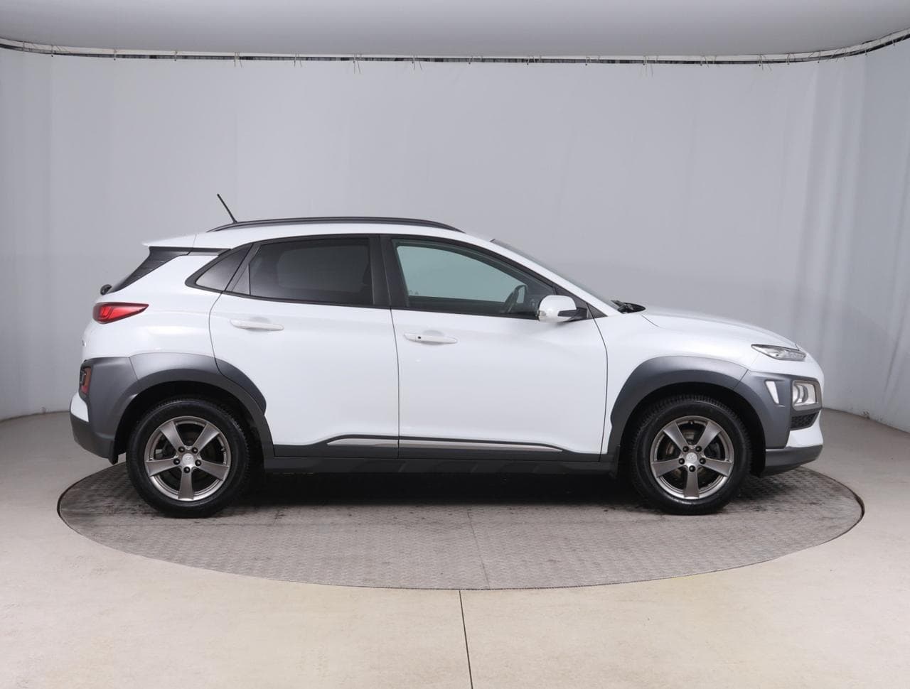 2018 Hyundai Kona - 8