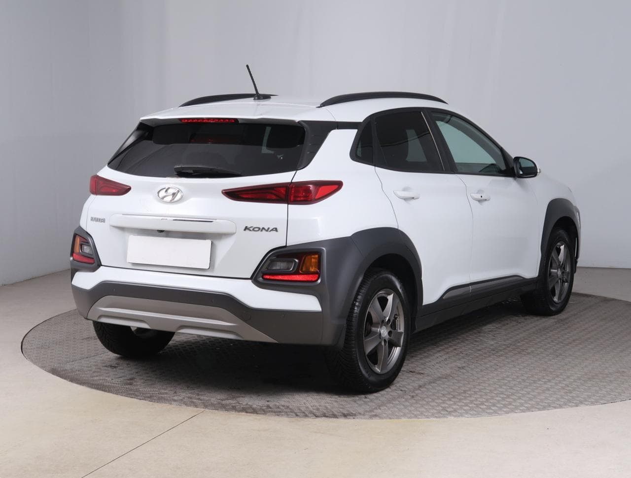 2018 Hyundai Kona - 7