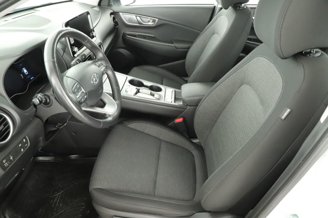 2019 Hyundai Kona - 13