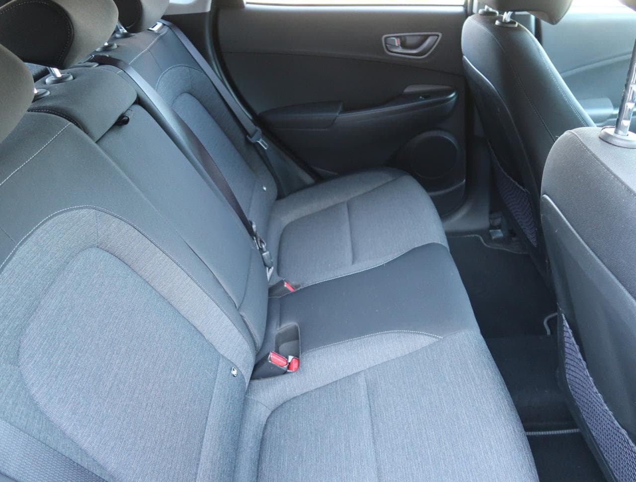 2020 Hyundai Kona - 13