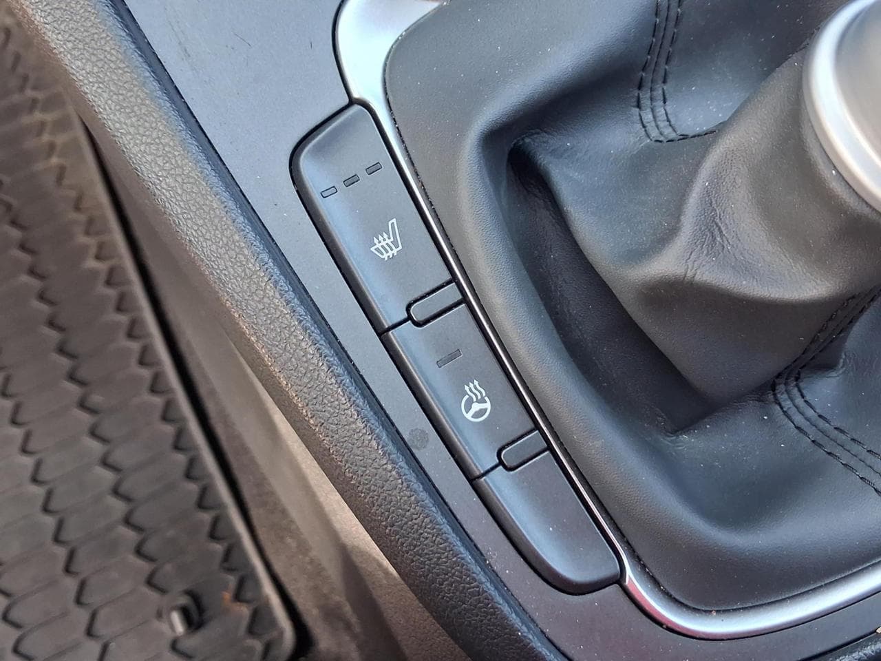 2021 Hyundai KONA - 18
