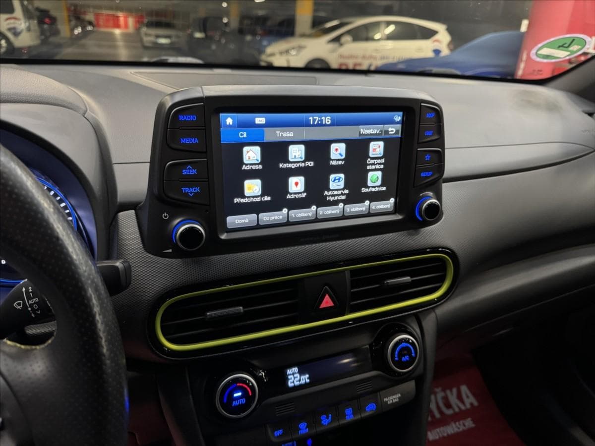 2018 Hyundai KONA - 17