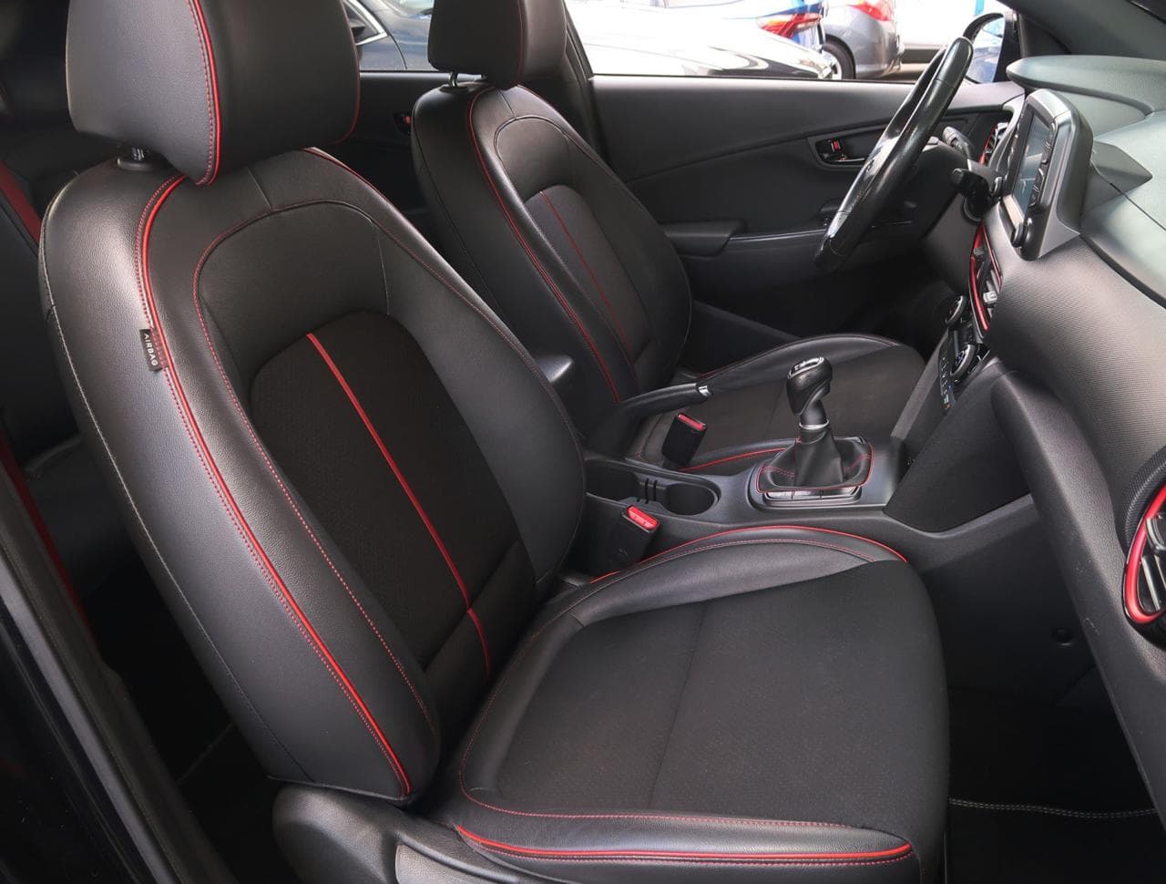 2018 Hyundai KONA - 12