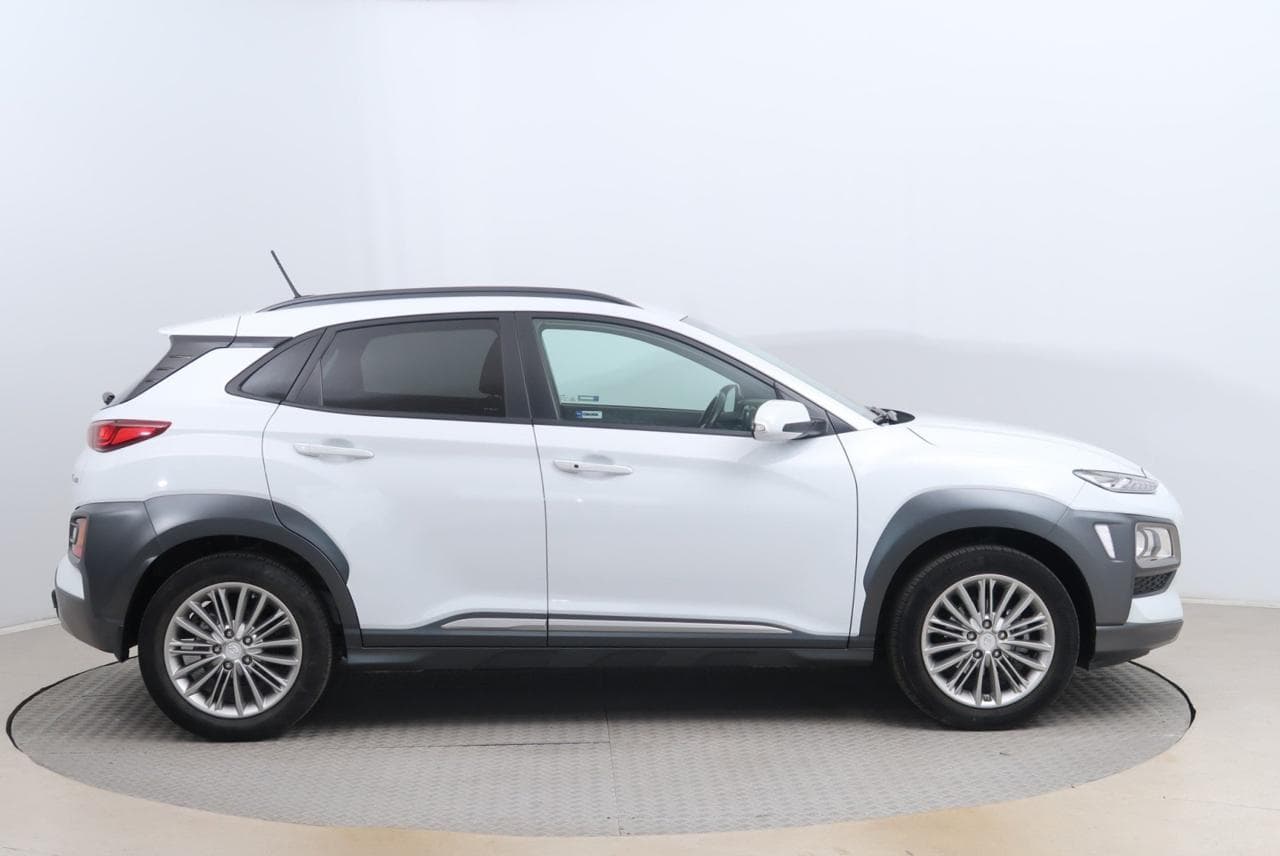 2018 Hyundai KONA - 8