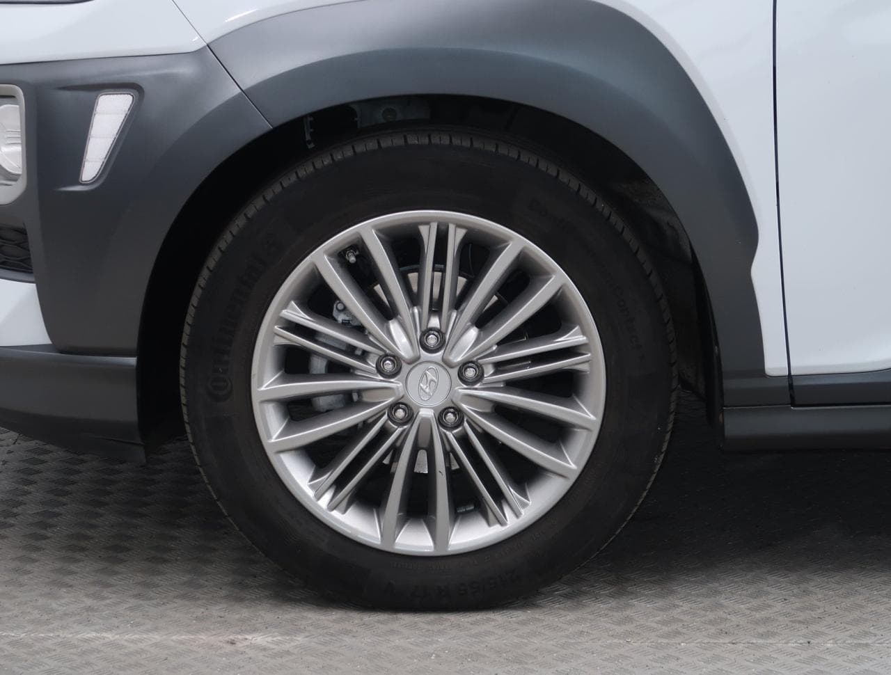 2018 Hyundai KONA - 20