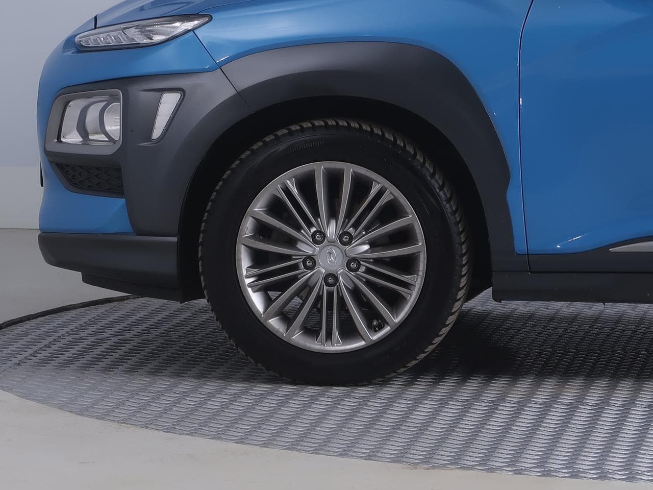 2017 Hyundai KONA - 32