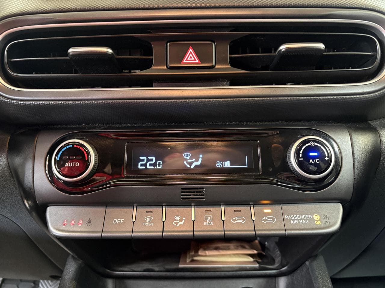 2021 Hyundai KONA - 23