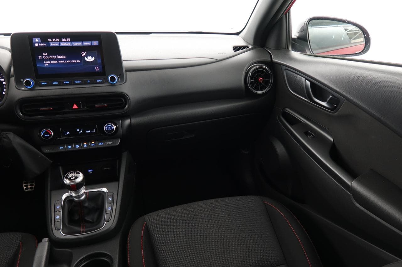 2022 Hyundai KONA - 11
