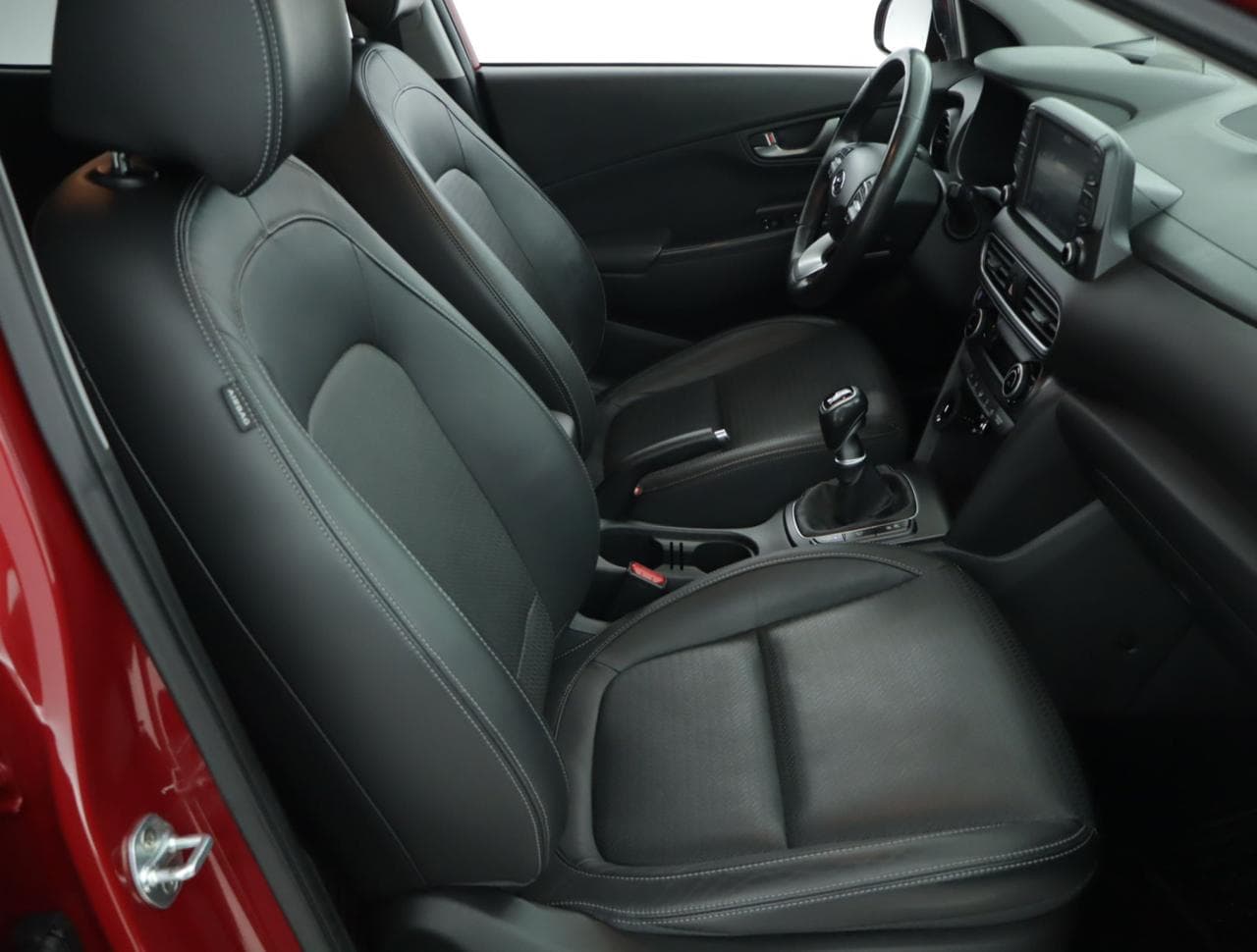 2018 Hyundai KONA - 12