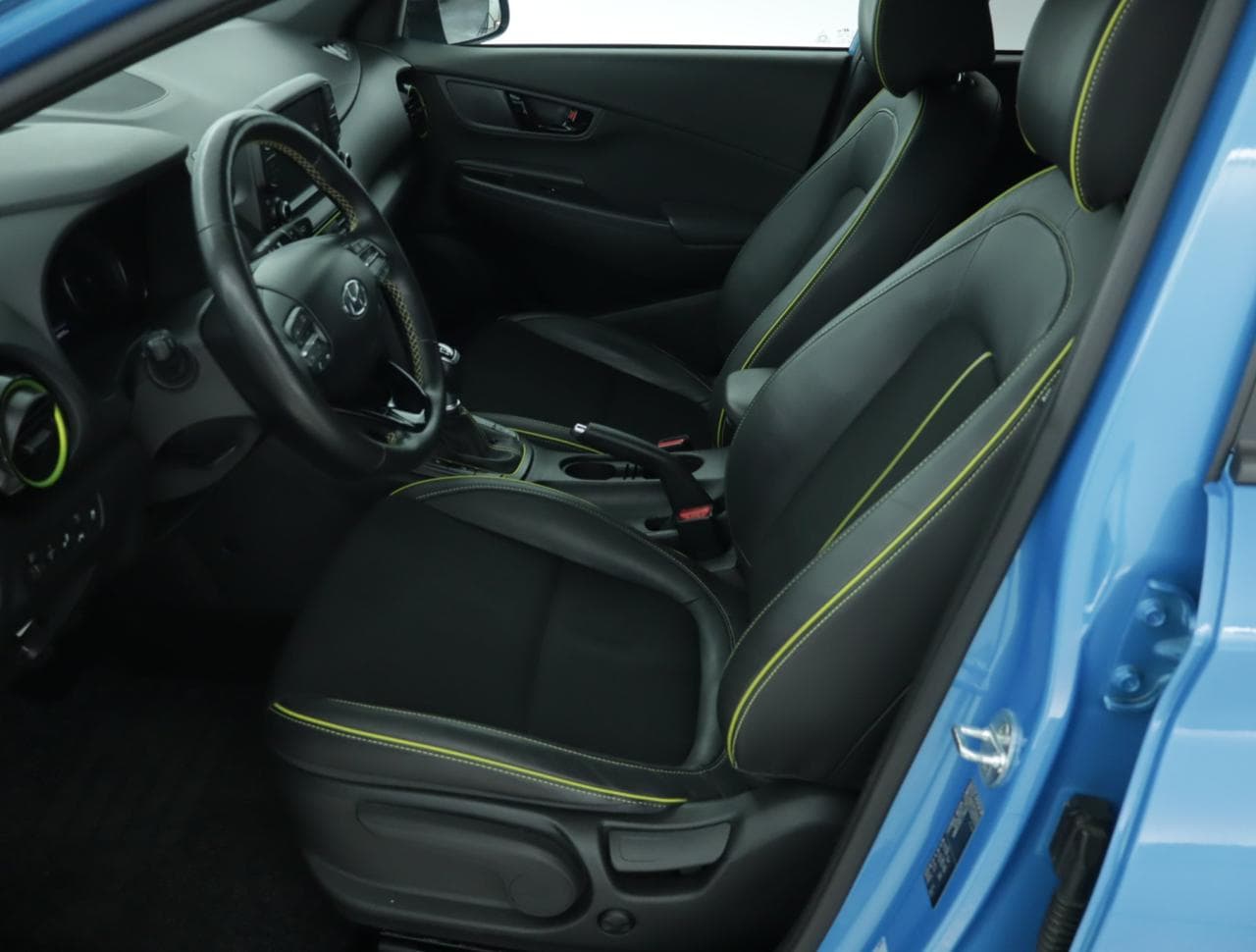 2018 Hyundai KONA - 16