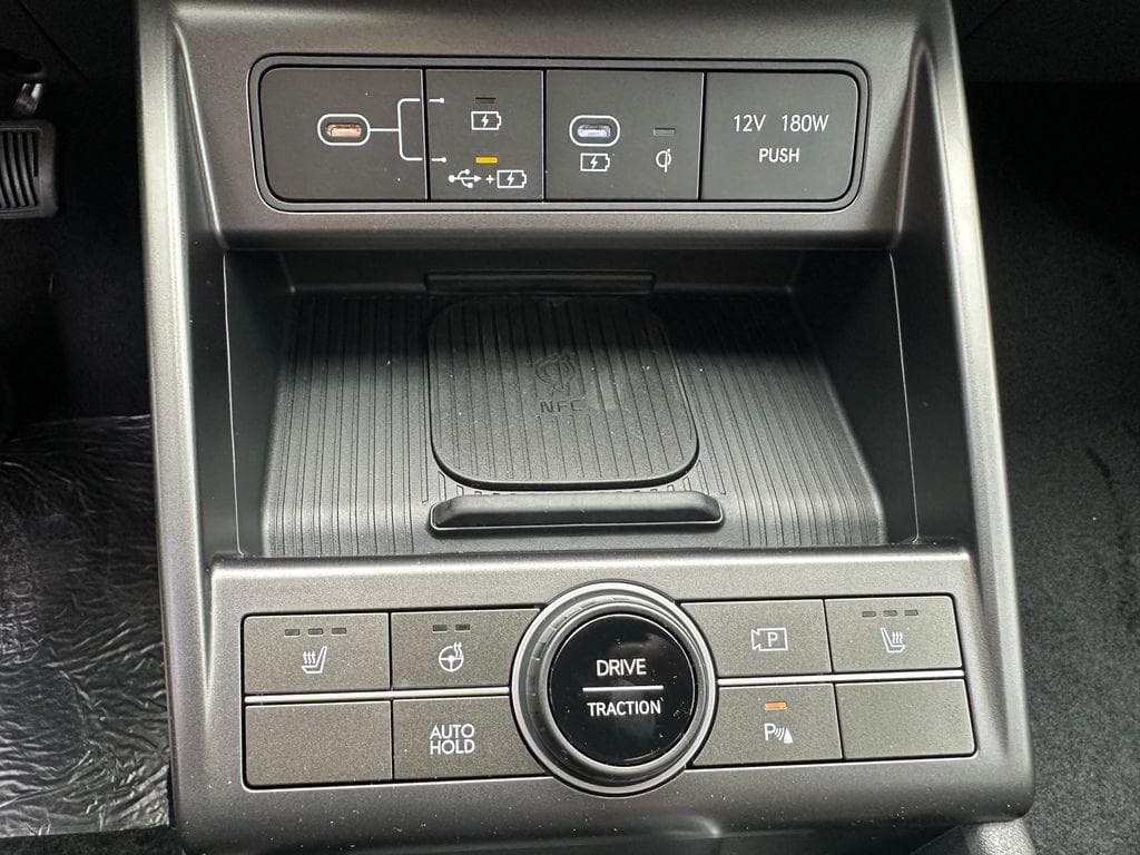 Hyundai KONA - 21