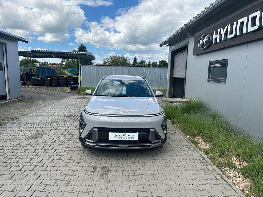 Hyundai KONA - 2