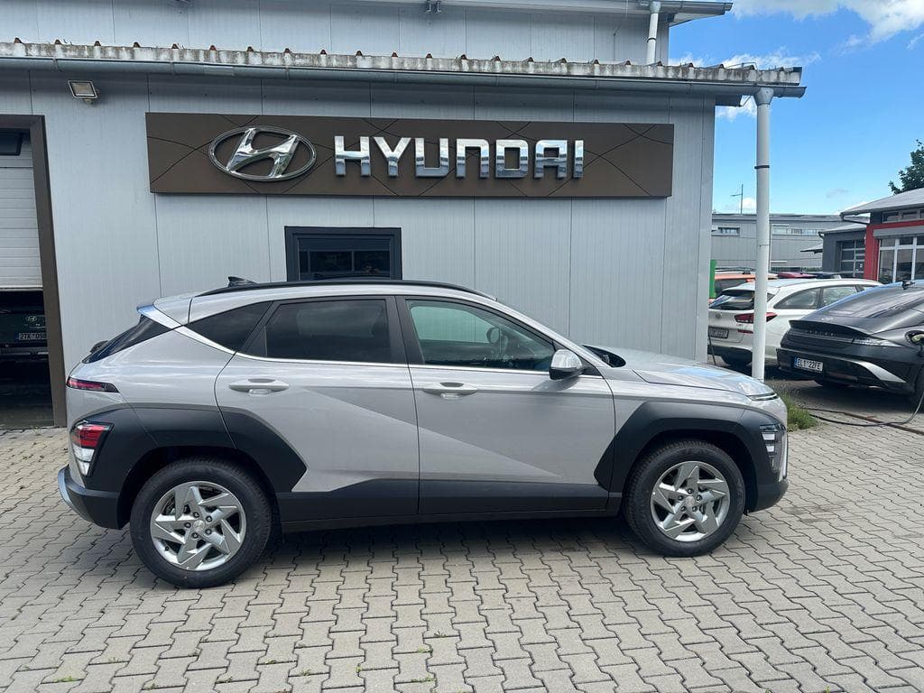 Hyundai KONA - 5
