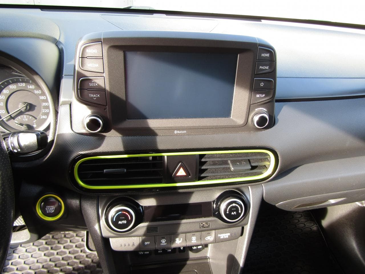 2018 Hyundai KONA - 28