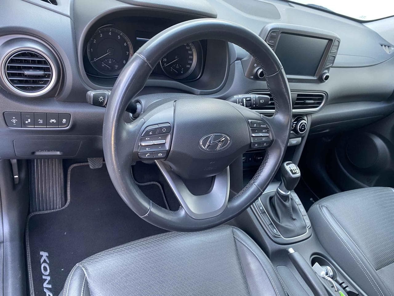 2017 Hyundai KONA - 23