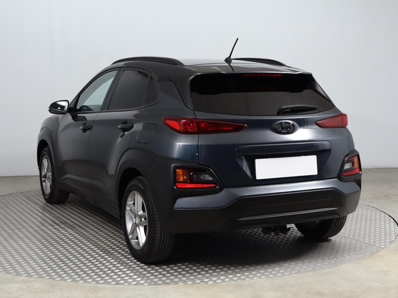 2019 Hyundai KONA - 5