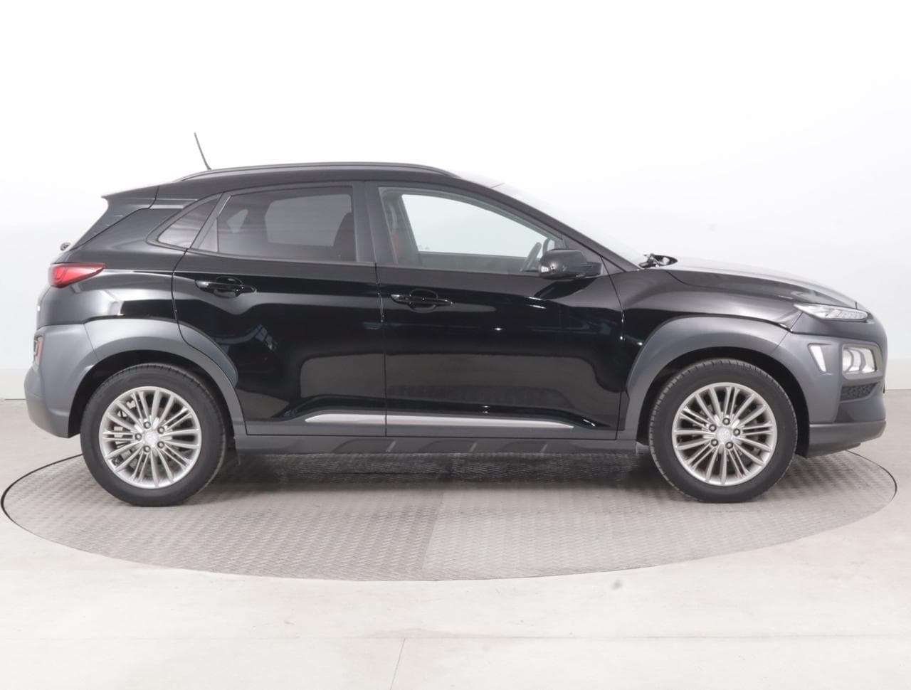 2018 Hyundai KONA - 15