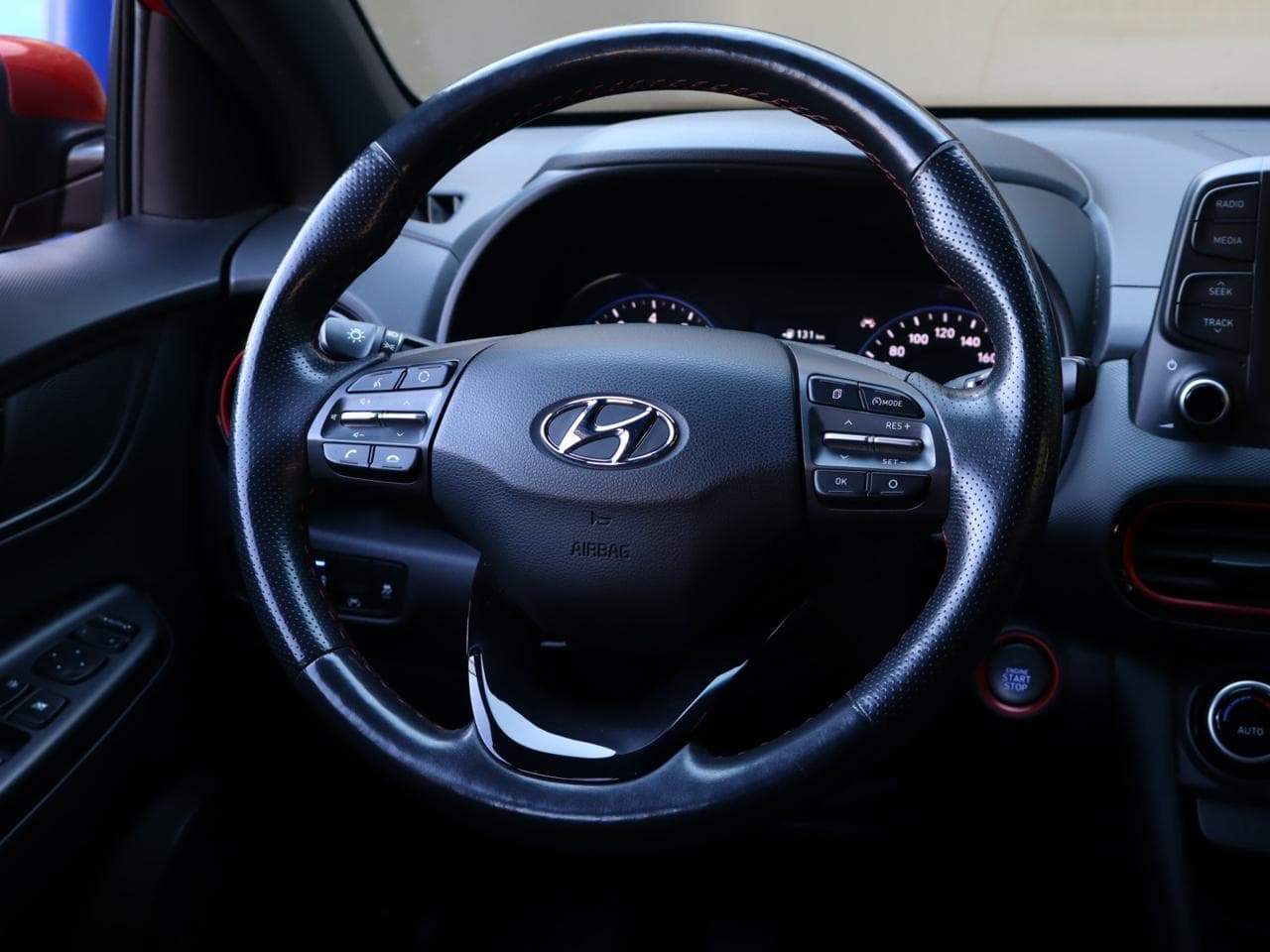 2018 Hyundai KONA - 37
