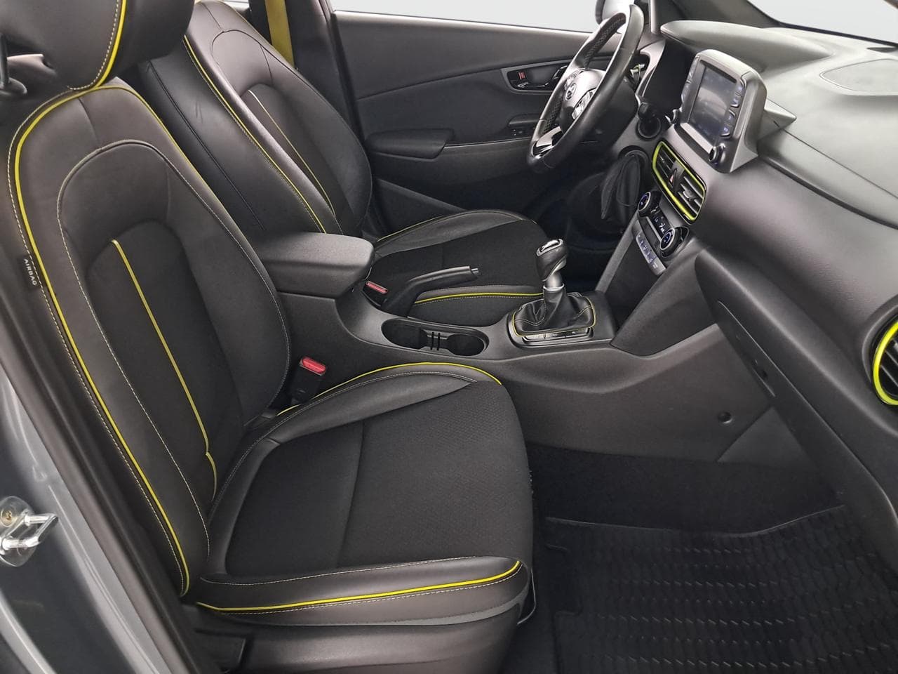 2020 Hyundai KONA - 20