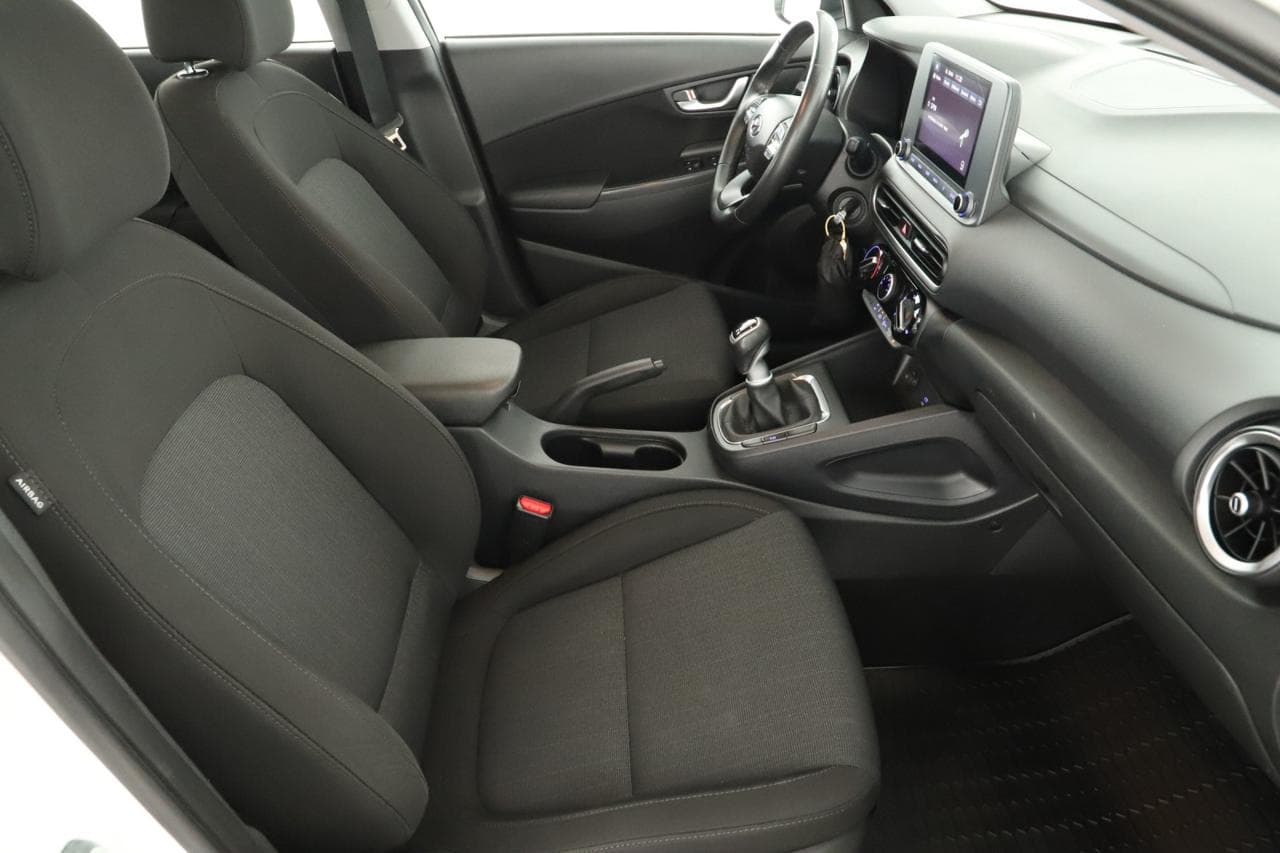 2021 Hyundai KONA - 10