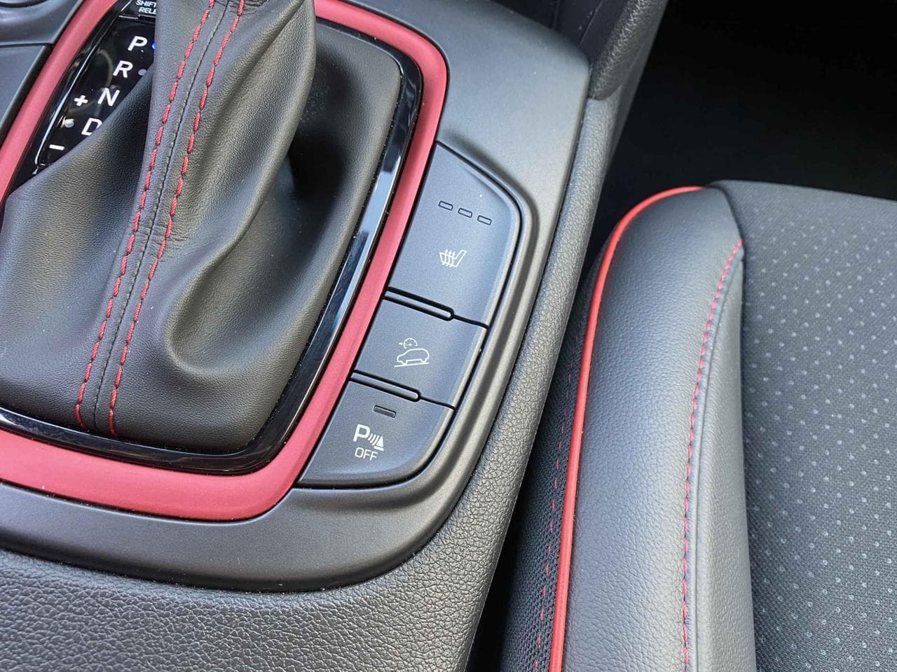2020 Hyundai KONA - 19