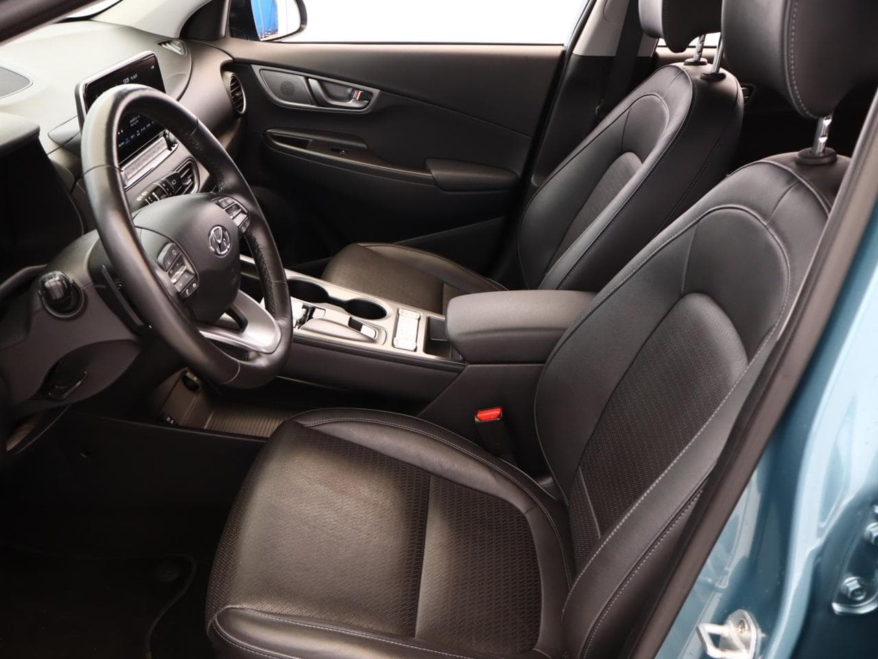 2021 Hyundai KONA - 14