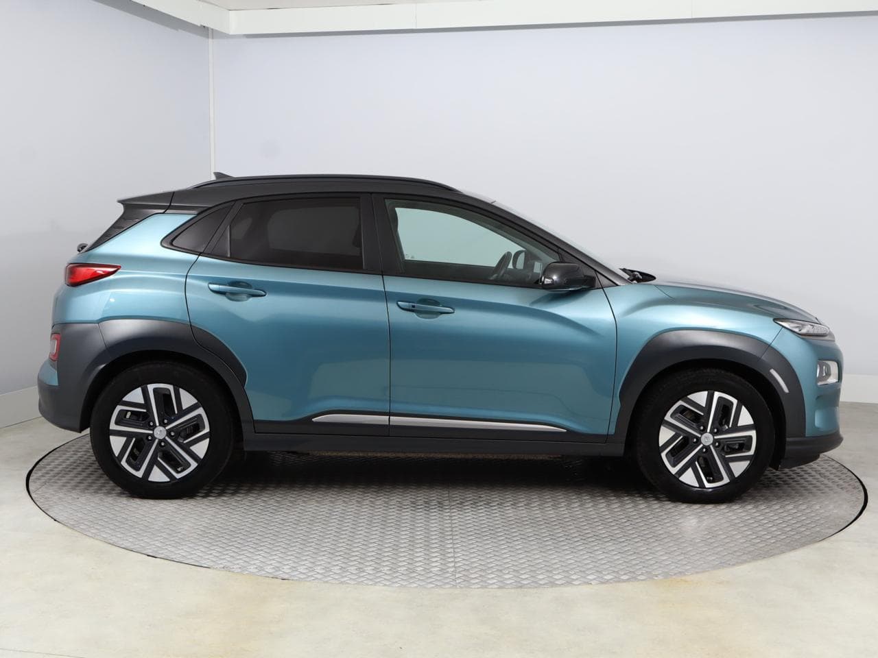 2021 Hyundai KONA - 8