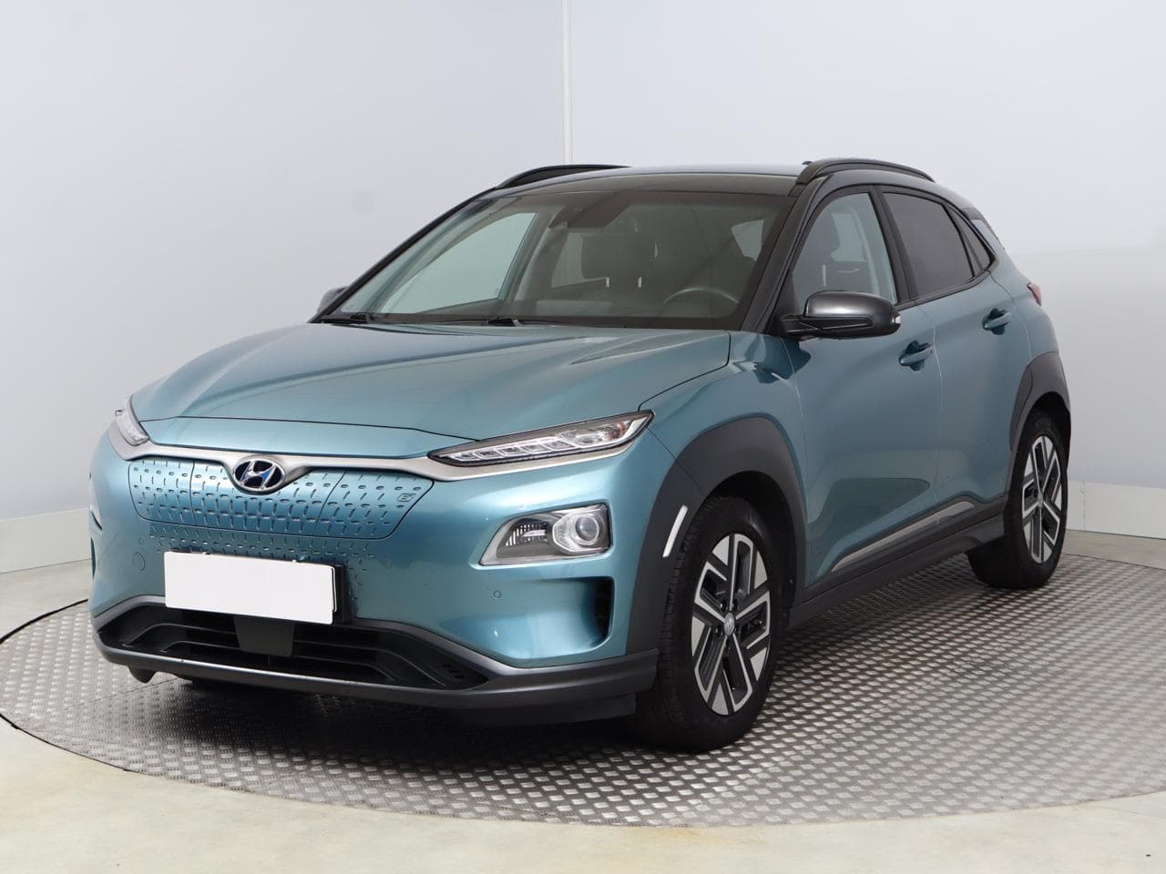 2021 Hyundai KONA - 3