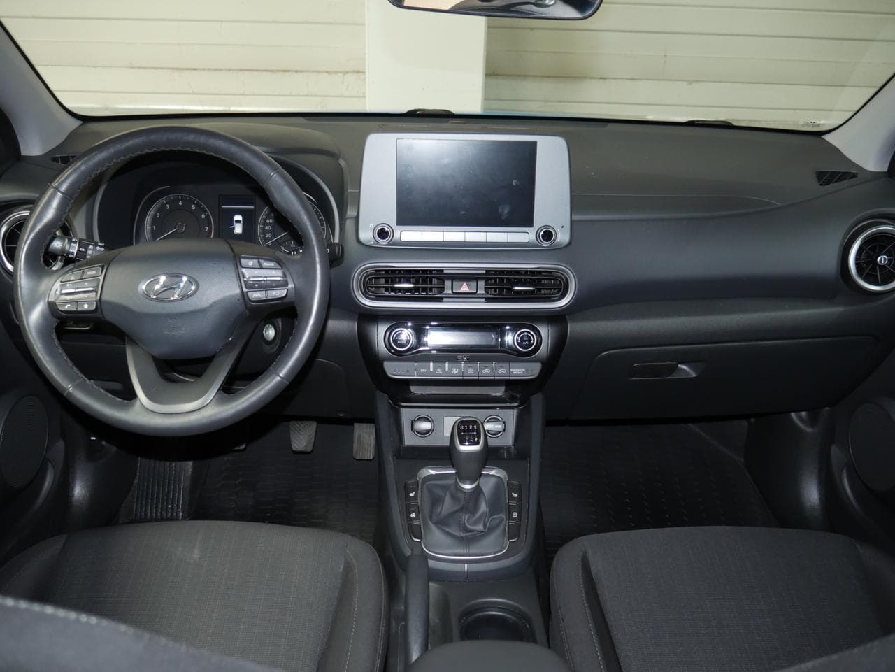 2021 Hyundai KONA - 8