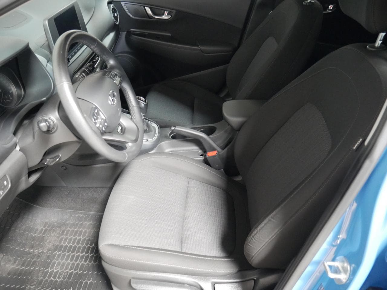 2021 Hyundai KONA - 9