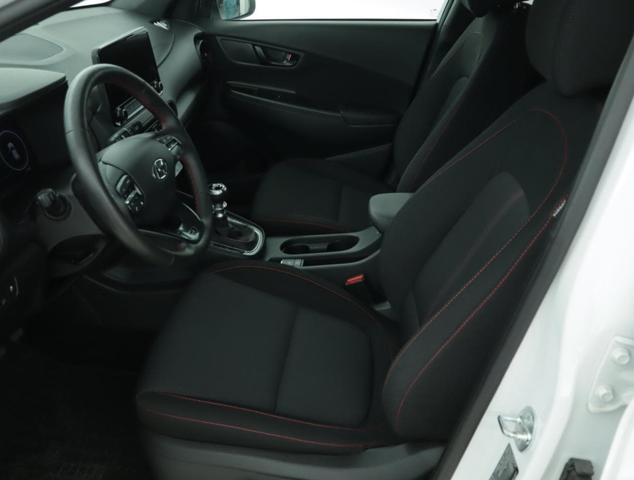 2023 Hyundai KONA - 16