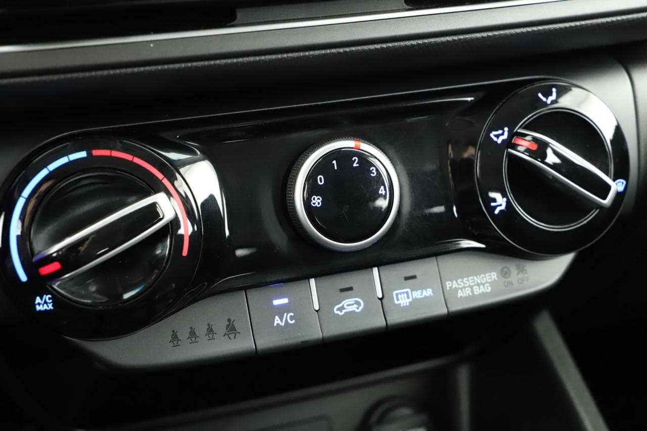 2023 Hyundai KONA - 16