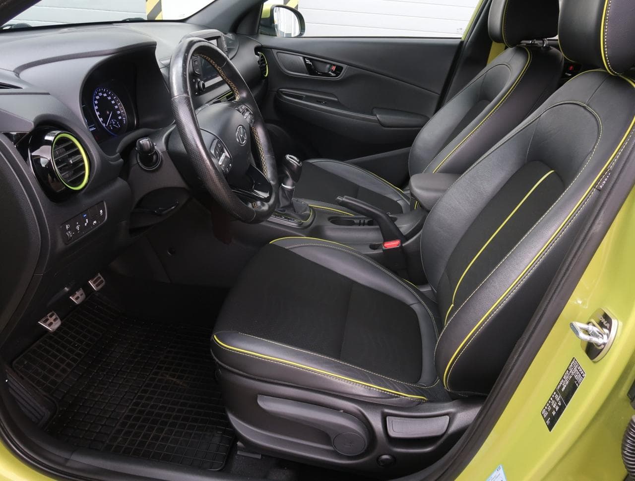 2020 Hyundai KONA - 16