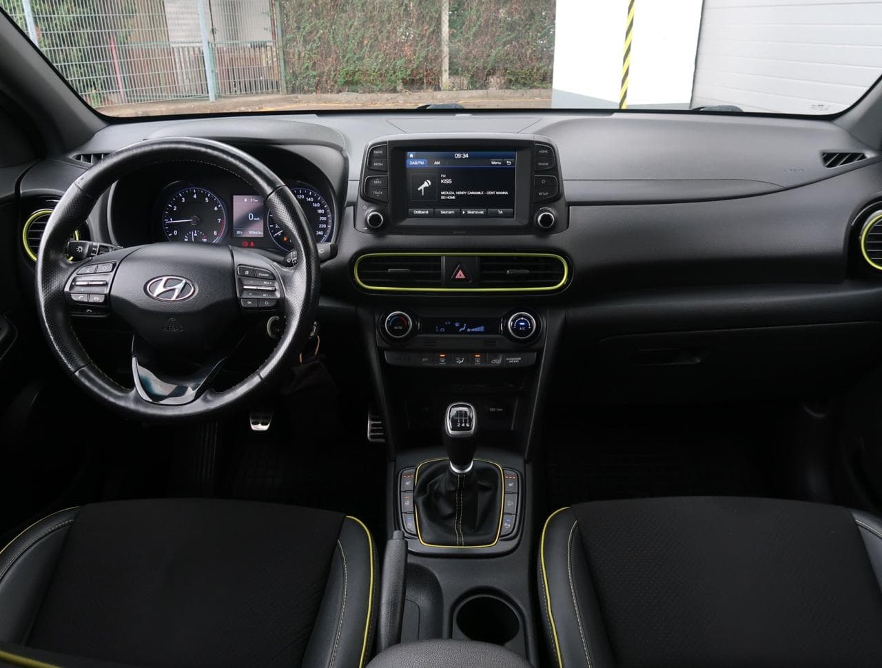 2020 Hyundai KONA - 10