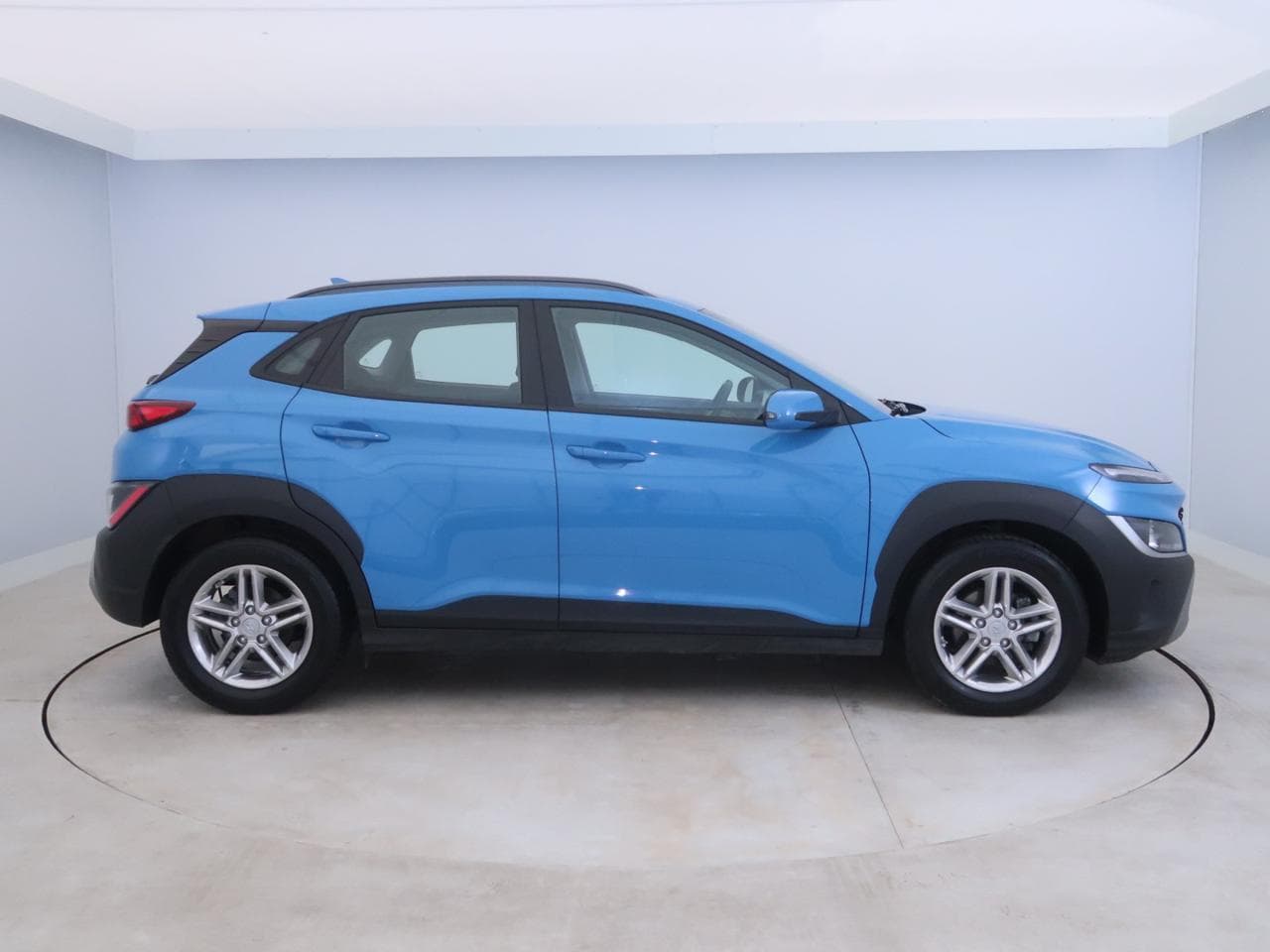 2021 Hyundai KONA - 8