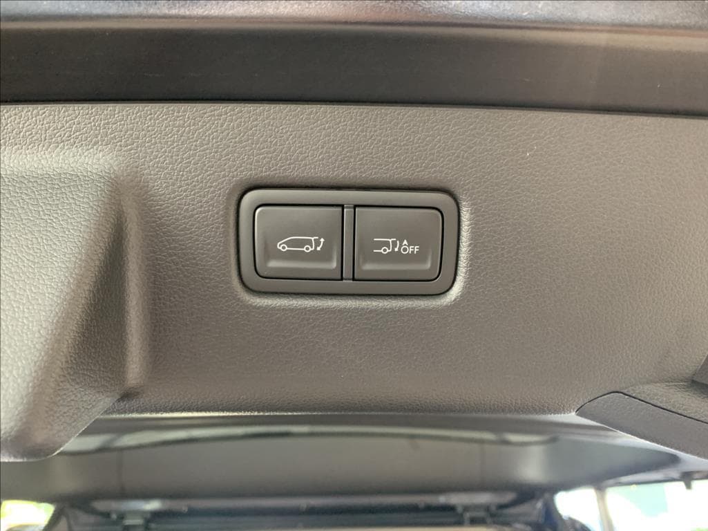 2025 Hyundai Staria - 10