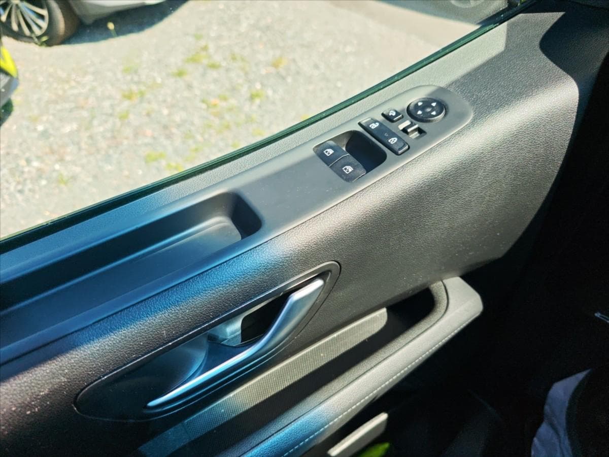 2022 Hyundai STARIA - 10