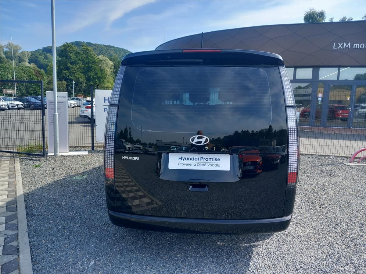 2024 Hyundai Staria - 7
