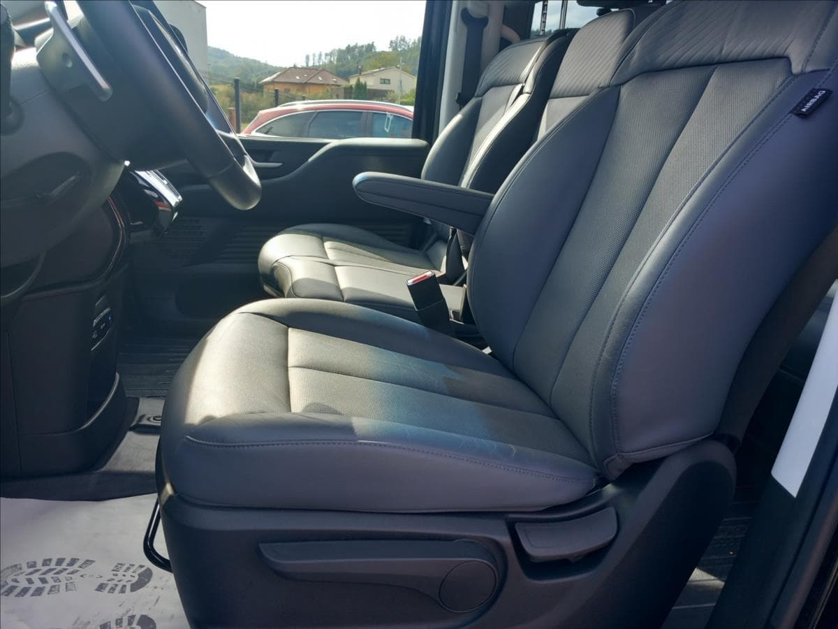 2024 Hyundai Staria - 18