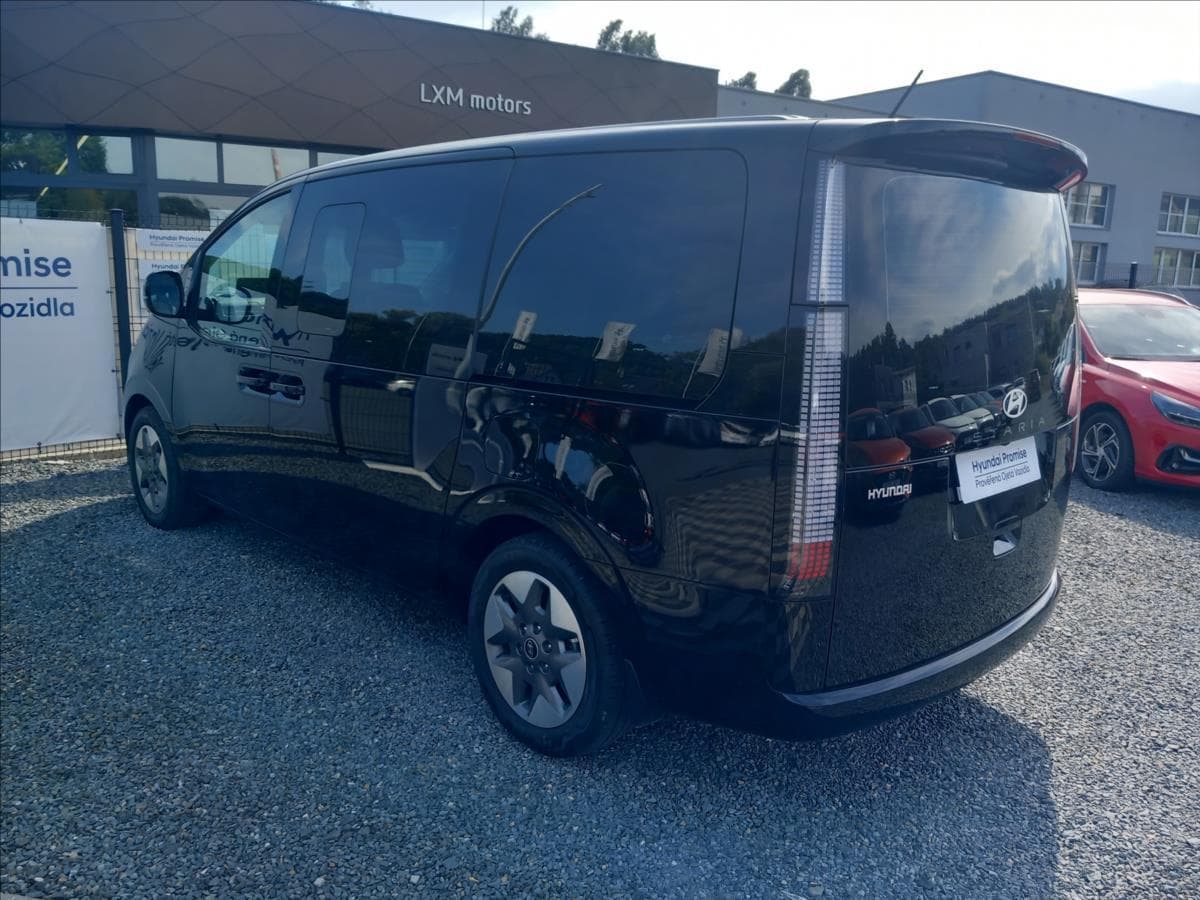 2024 Hyundai Staria - 6