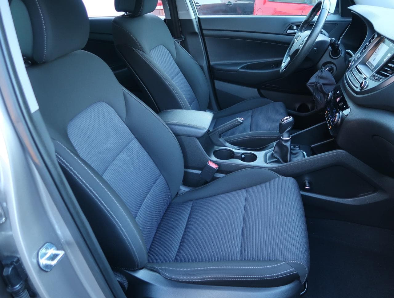 2017 Hyundai TUCSON - 12