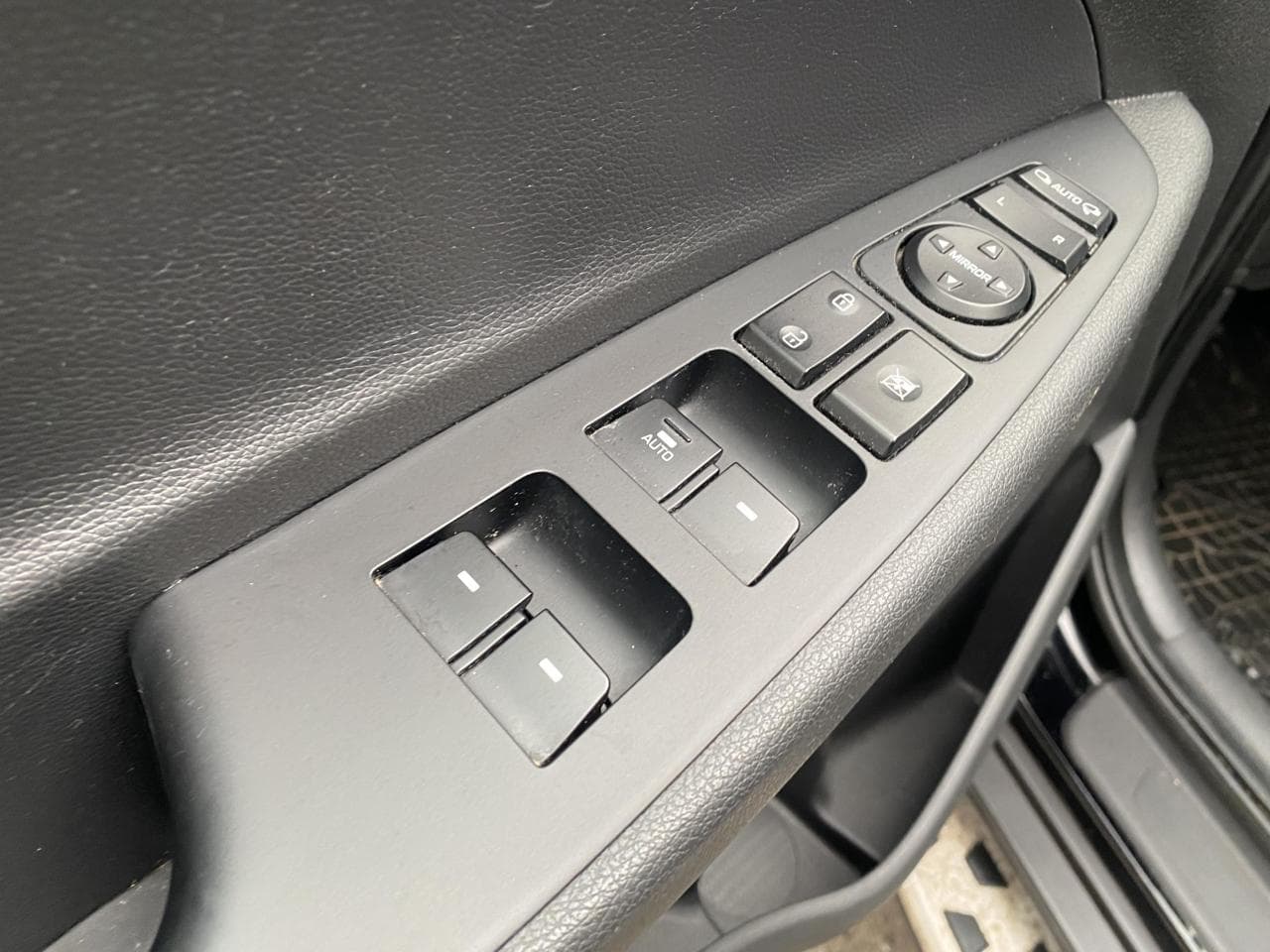 2017 Hyundai TUCSON - 13
