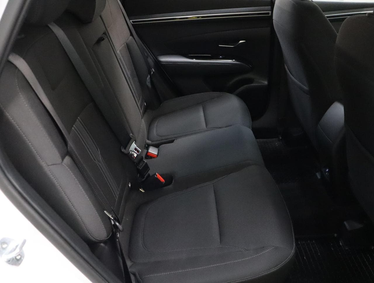 2021 Hyundai Tucson - 13