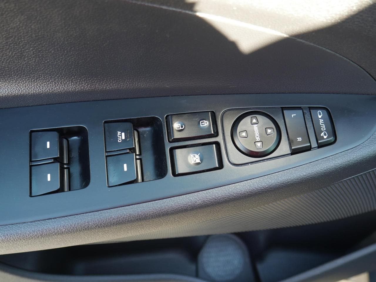 2016 Hyundai Tucson - 11