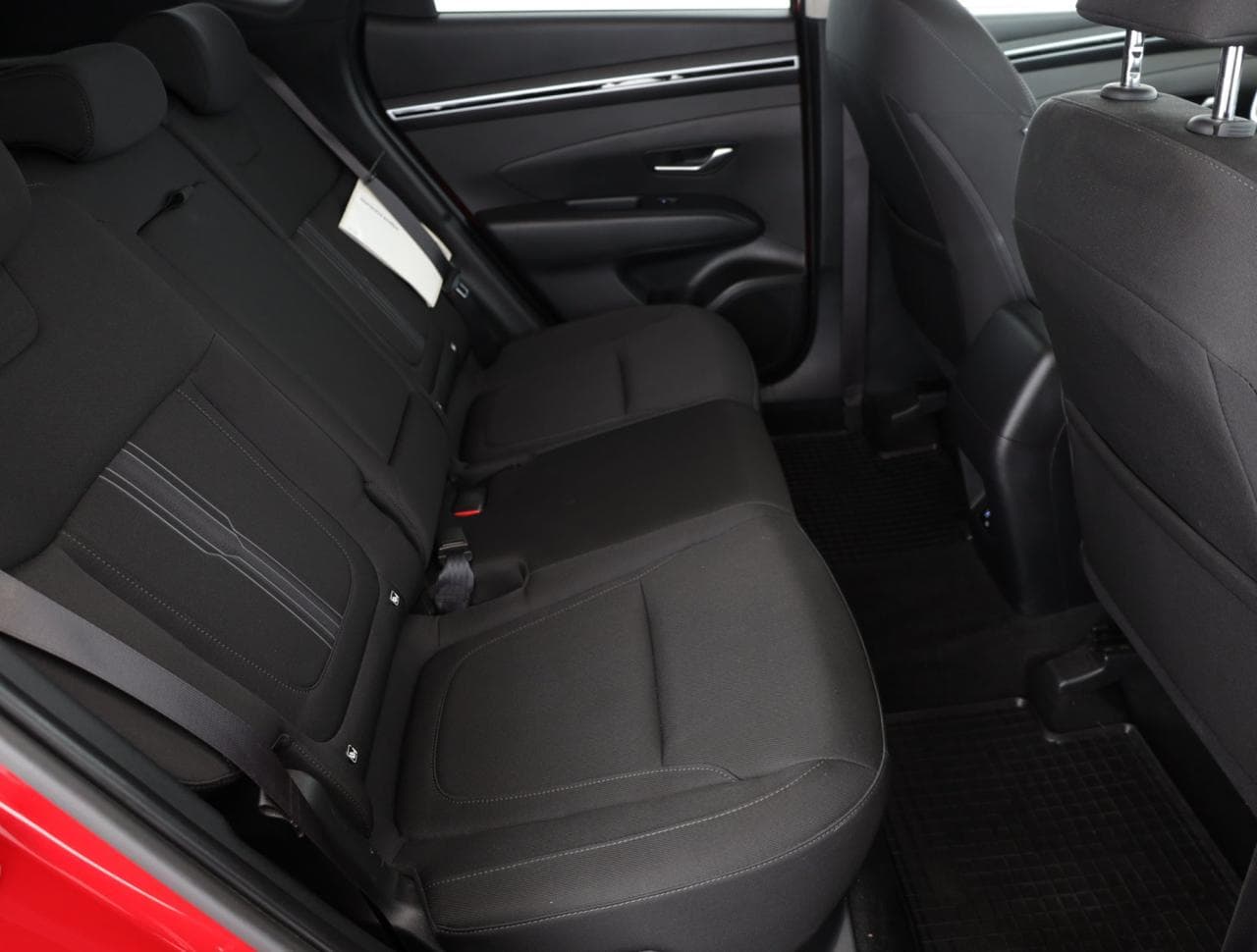 2021 Hyundai Tucson - 11