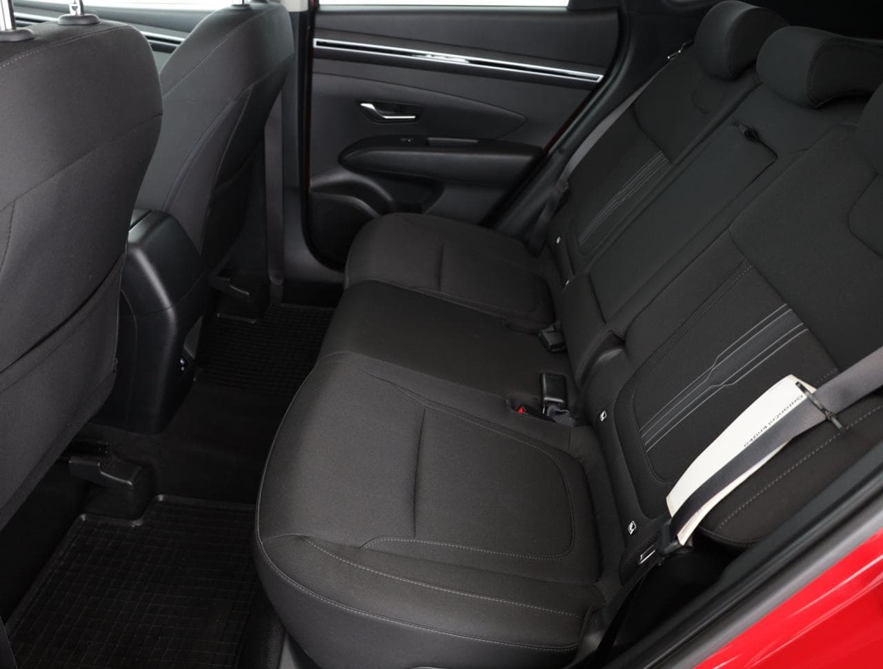 2021 Hyundai Tucson - 12